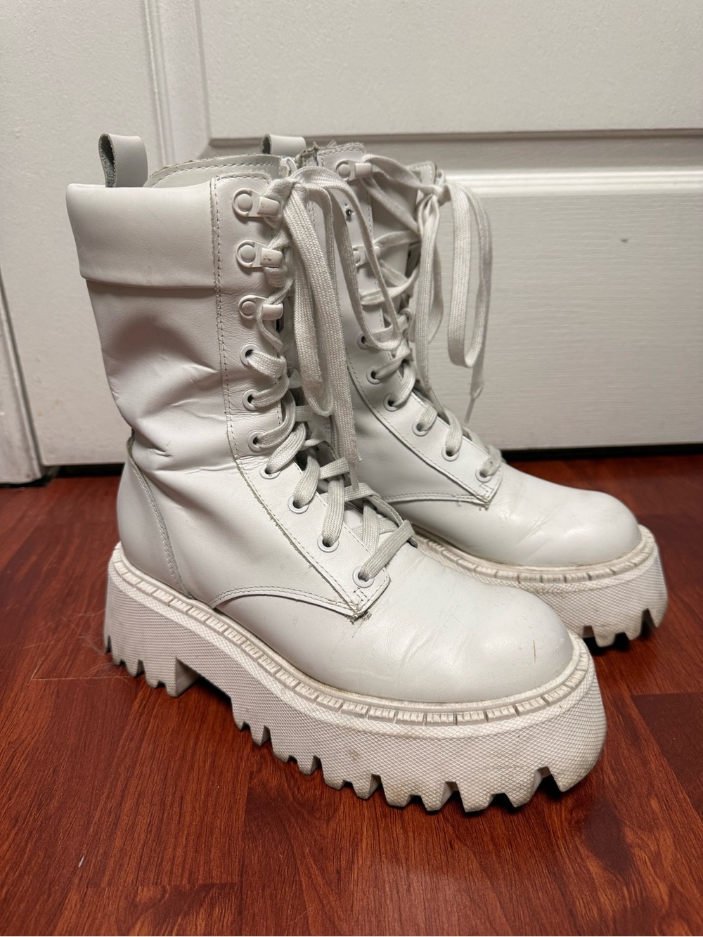 Zara White Lace-Up Platform Combat Boots